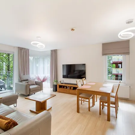 Lägenhet Aparts Care Balic Polanki